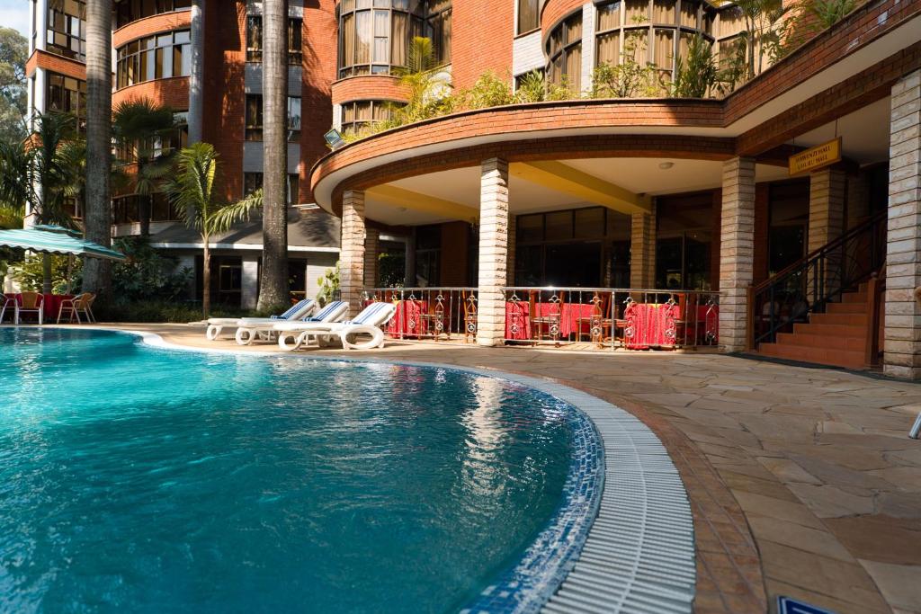 kibo palace hotell